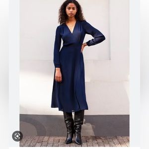 Aritzia Babaton Vermut Dress - Navy Blue